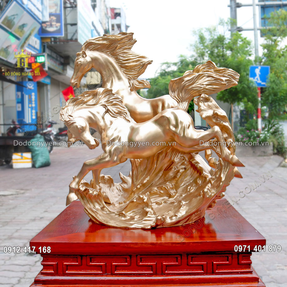 Mua tượng ngựa phong thủy mang đến sự may mắn cho gia chủ